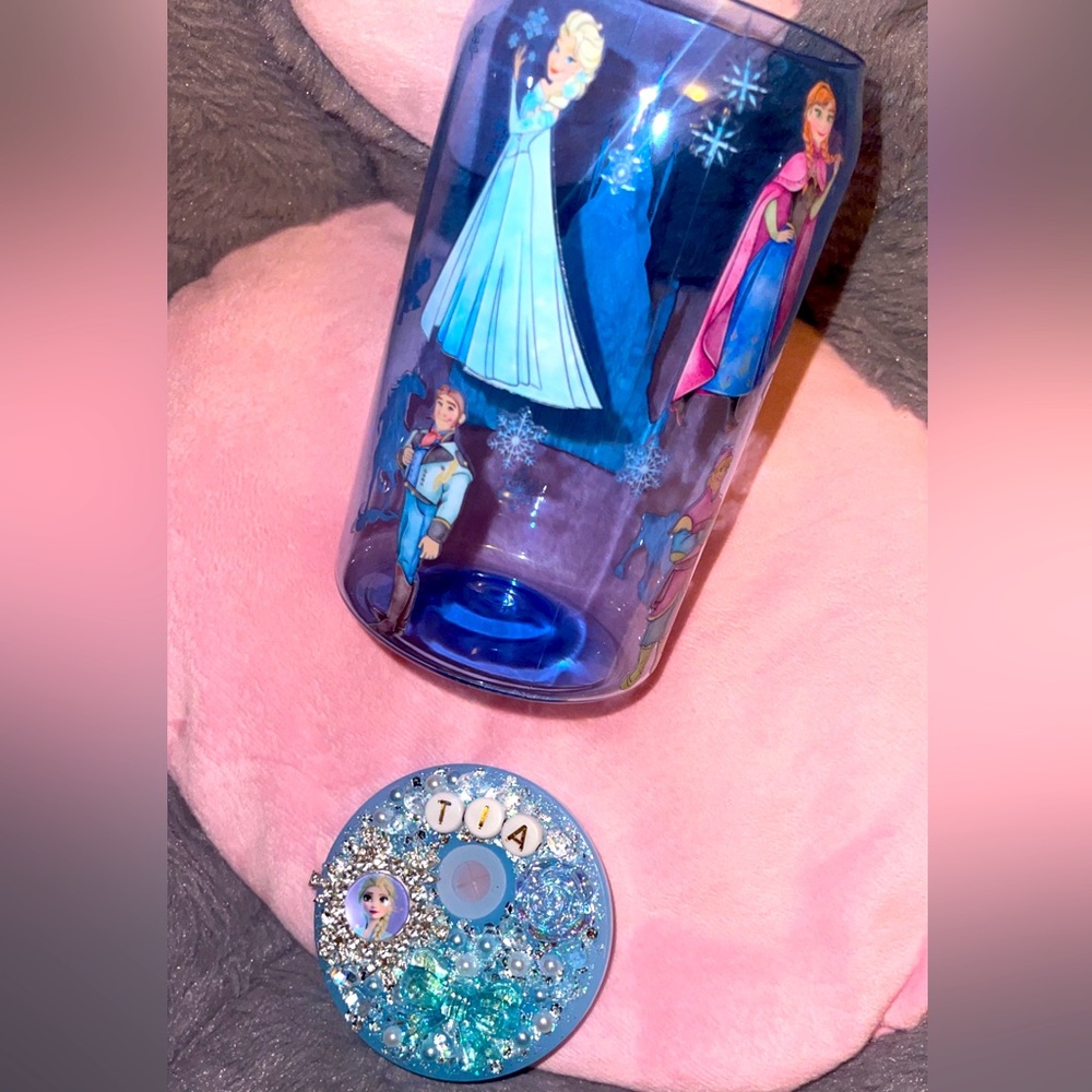 Frozen Libby cup